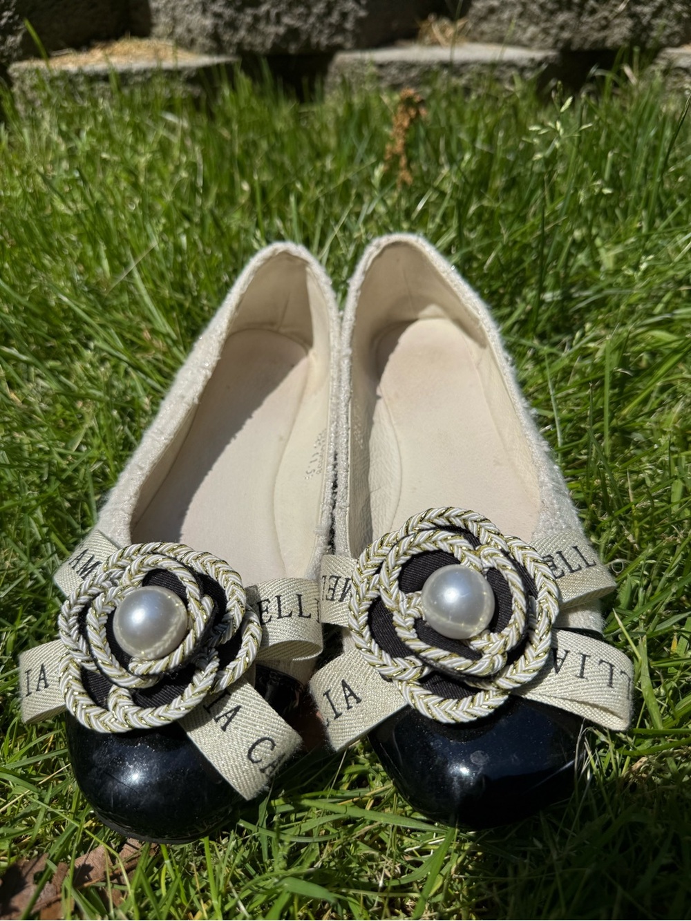Elegant Cream and Black Women's Flats